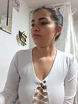 Scarlett Hot69 online show from April 23, 8:21 am