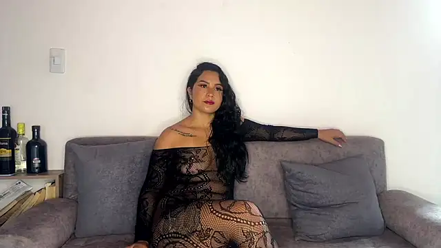 selenaln online show from May 28, 6:25 pm