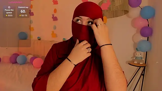  Amirah online show from April 7, 6:54 pm