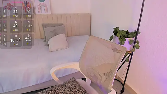  Amirah online show from February 13, 7:14 pm