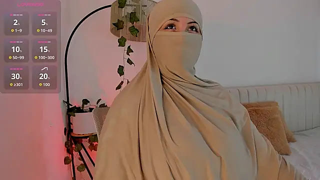  Amirah online show from March 19, 3:45 pm