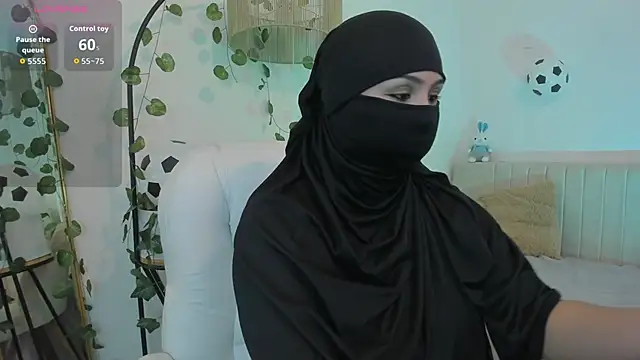  Amirah online show from June 17, 7:02 pm
