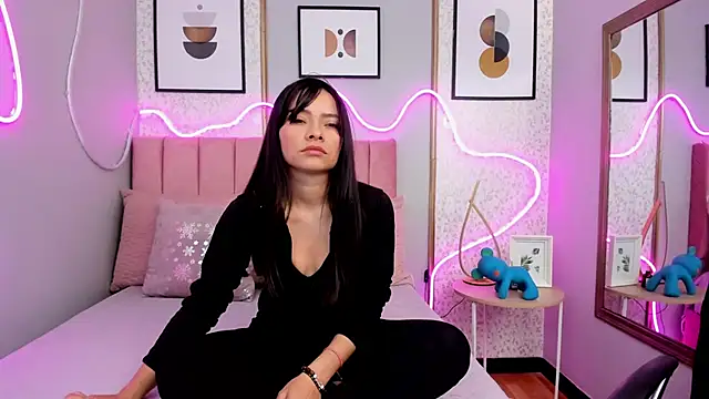 SAMMYLEWISMD online show from January 15, 2:59 am