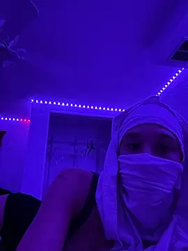 SexySkiBunny online show from January 15, 5:22 am