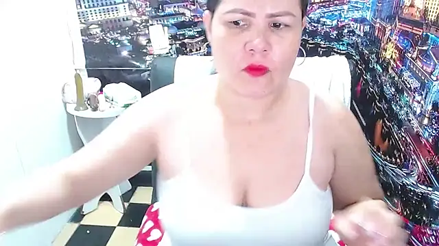 tila nastyy online show from May 2, 2:22 pm