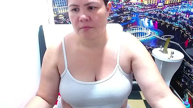 Snapshot of tila_nastyy chatting on June 10, 11:50 pm tila nastyy online show from June 10, 11:50 pm