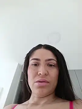 Ina Jody  online show from February 6, 6:15 pm