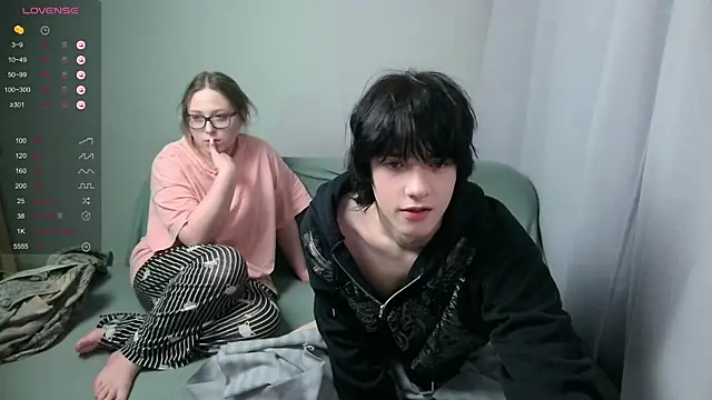 LeonBoykisser online show from February 21, 4:58 am