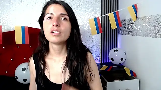 Snapshot of MiaVelasquez01 chatting on June 2, 4:07 pm MiaVelasquez01 online show from June 2, 4:07 pm