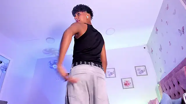 Jack Rusel online show from April 8, 3:19 am