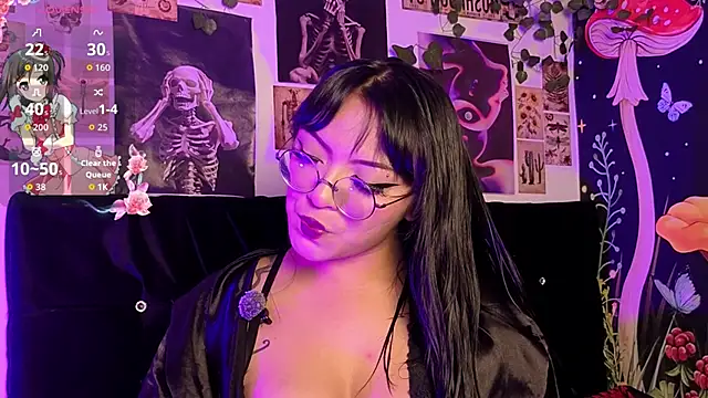 victoriia thompson online show from February 19, 8:17 pm