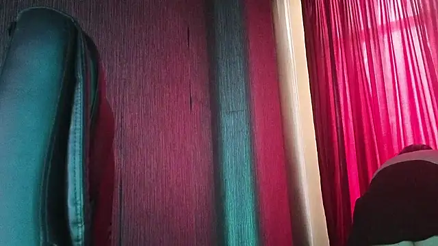 Mistressolivia07 online show from February 20, 4:31 pm