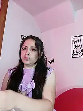 By Lia online show from February 9, 7:56 pm