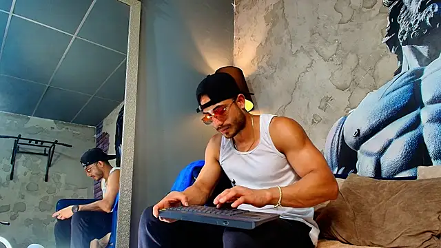 Vans Ross online show from February 27, 7:35 pm