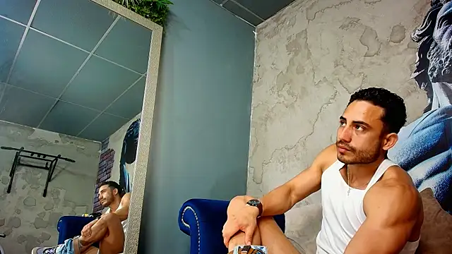 Snapshot of Vans_Ross chatting on June 23, 2:26 pm Vans Ross online show from June 23, 2:26 pm