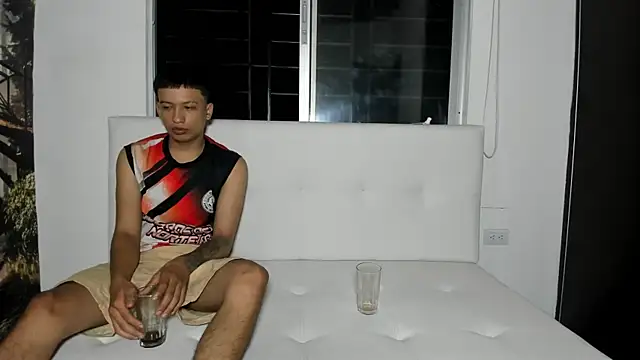 Jhon couplee online show from April 14, 8:08 am