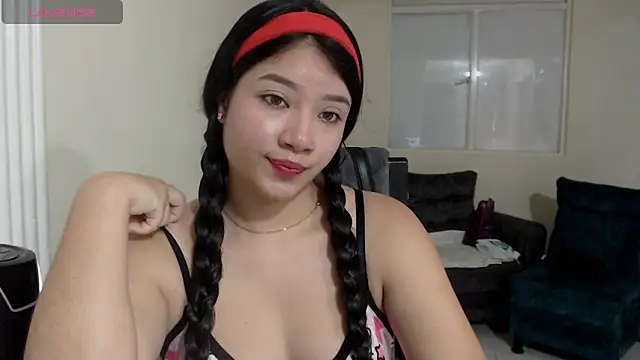 mia girl07 online show from May 12, 8:59 pm