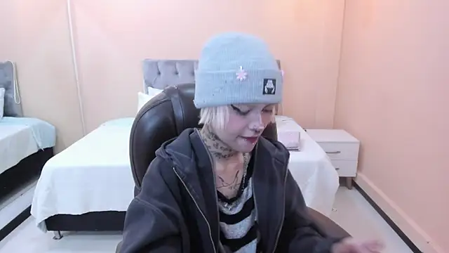 Bela Craxkerr online show from April 13, 12:53 pm