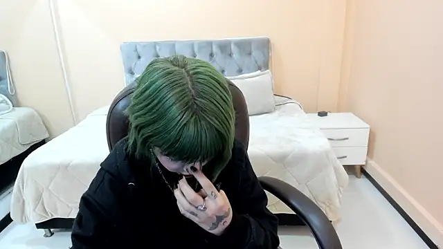 Snapshot of Bela_Craxkerr chatting on March 1, 12:16 pm Bela Craxkerr online show from March 1, 12:16 pm