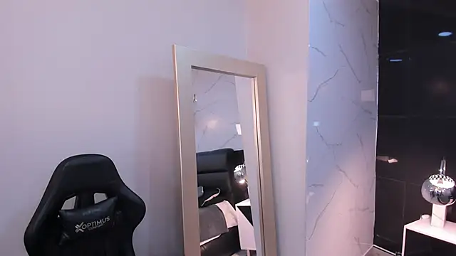 KomiCatt online show from March 30, 12:28 pm