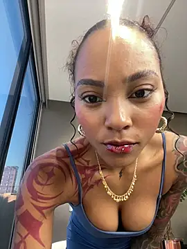LizStorm  online show from July 14, 11:27 am
