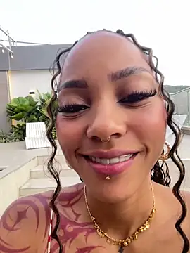 LizStorm  online show from June 20, 11:59 am