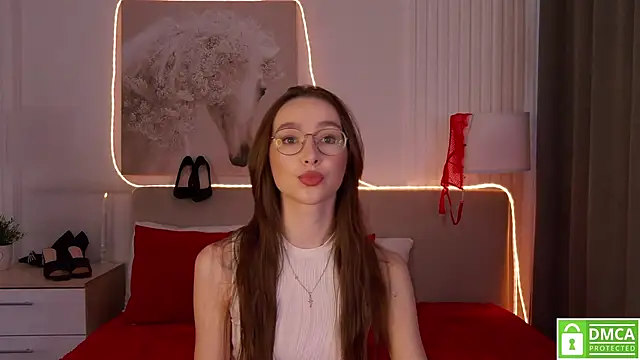 Emily Simon online show from February 9, 5:16 am