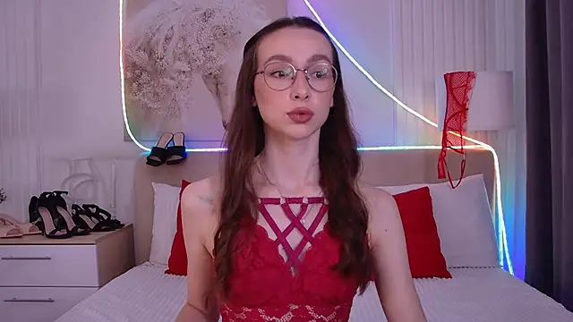 Emily Simon online show from May 28, 2:34 pm