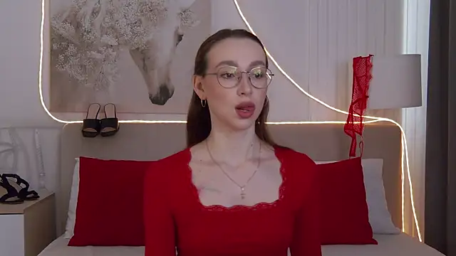 Emily Simon online show from April 15, 5:02 am