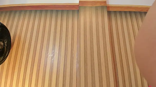 sweet  luna   online show from April 4, 11:06 am