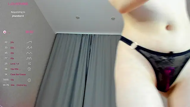 Allettaevee online show from February 19, 1:24 am