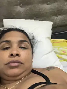 Valeriacaliente online show from January 15, 6:33 pm