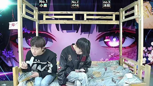 xiaohuangren01 online show from March 26, 1:37 am