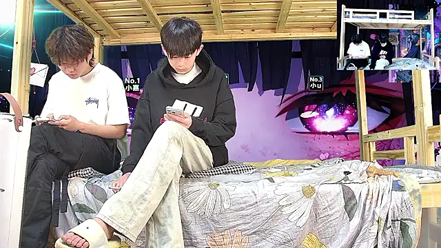 xiaohuangren01 online show from March 5, 4:20 am