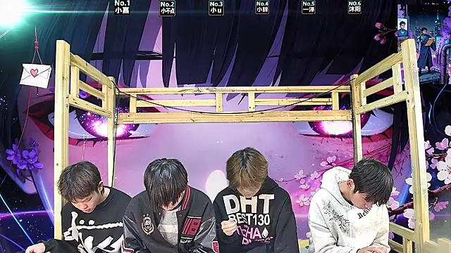 xiaohuangren01 online show from March 25, 6:13 am