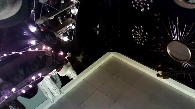 allymoon1369 online show from March 11, 6:40 am