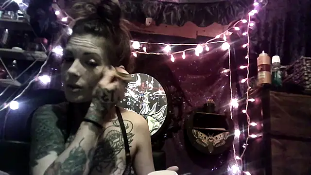 allymoon1369 online show from March 8, 10:24 pm