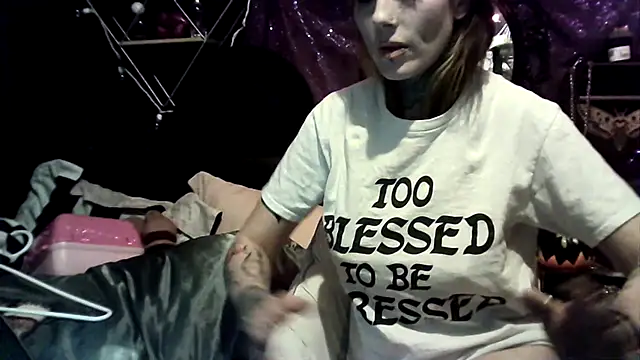 allymoon1369 online show from March 21, 1:15 pm