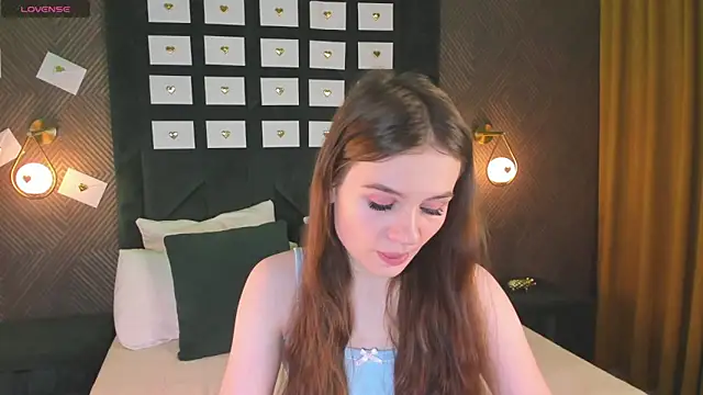 Eva Anderson online show from June 2, 1:16 am