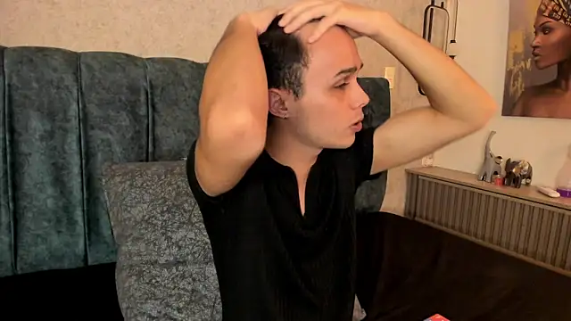 Snapshot of Alhan_Twink chatting on May 29, 5:35 am Alhan Twink online show from May 29, 5:35 am
