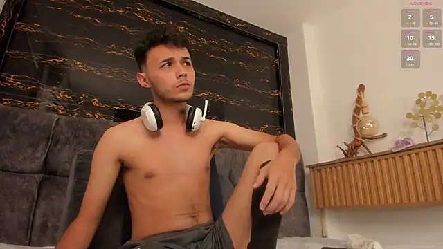 Alhan Twink online show from February 5, 8:48 pm