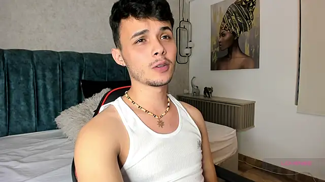 Snapshot of Alhan_Twink chatting on June 16, 6:13 am Alhan Twink online show from June 16, 6:13 am