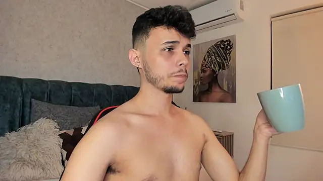 Snapshot of Alhan_Twink chatting on July 15, 4:41 am Alhan Twink online show from July 15, 4:41 am