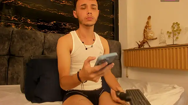 Alhan Twink online show from February 7, 7:22 pm