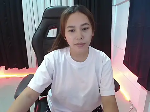 Bellashoweey online show from March 17, 10:02 pm