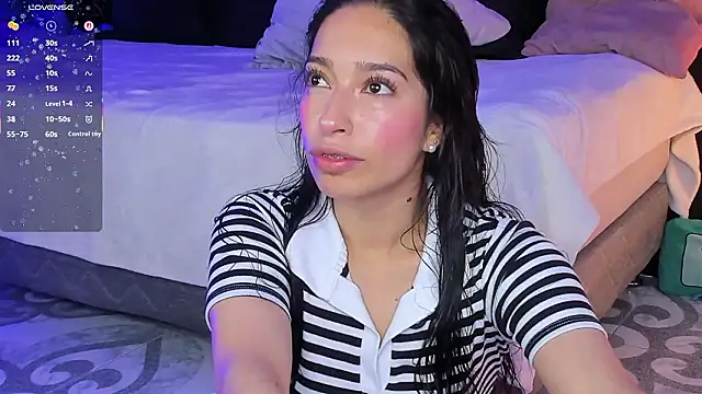 Snapshot of Noaah25_ chatting on January 17, 4:49 am Noaah25 online show from January 17, 4:49 am