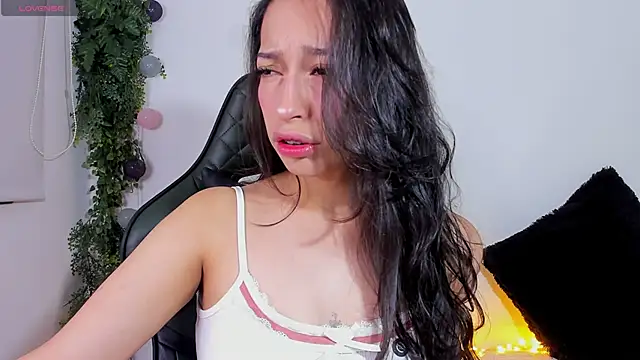 Noaah25  online show from March 30, 4:36 am