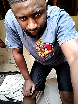 KAT AND DEE online show from February 27, 8:36 am