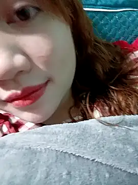 Snapshot of lylinhjim chatting on February 6, 8:54 am lylinhjim online show from February 6, 8:54 am