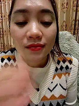 lylinhjim online show from January 14, 9:57 am